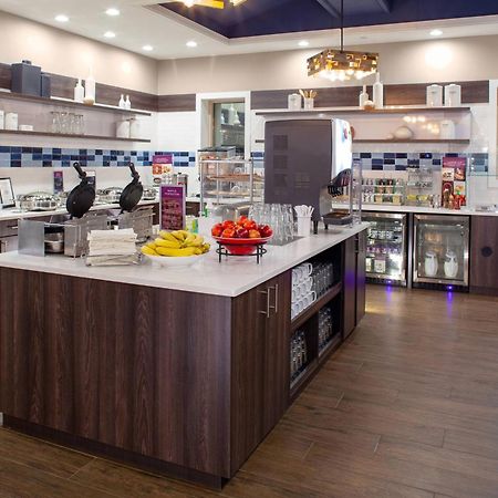 Residence Inn By Marriott Virginia Beach Oceanfront Bagian luar foto