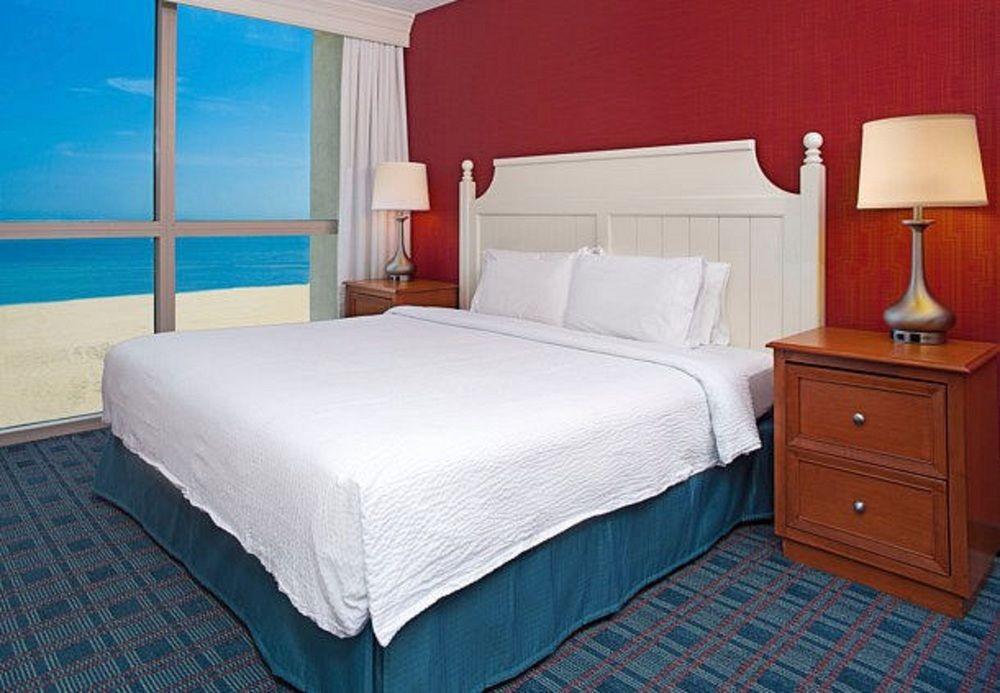 Residence Inn By Marriott Virginia Beach Oceanfront Bagian luar foto