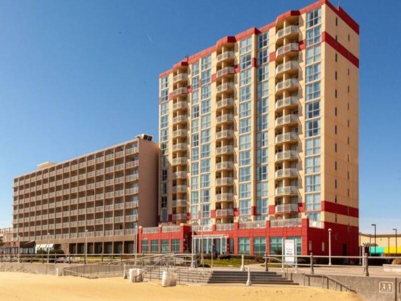 Residence Inn By Marriott Virginia Beach Oceanfront Bagian luar foto