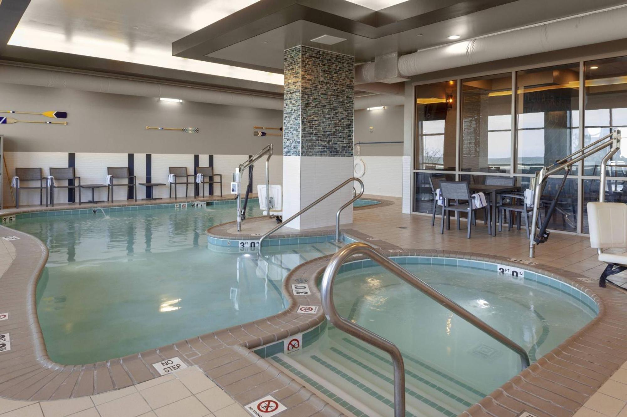 Residence Inn By Marriott Virginia Beach Oceanfront Bagian luar foto