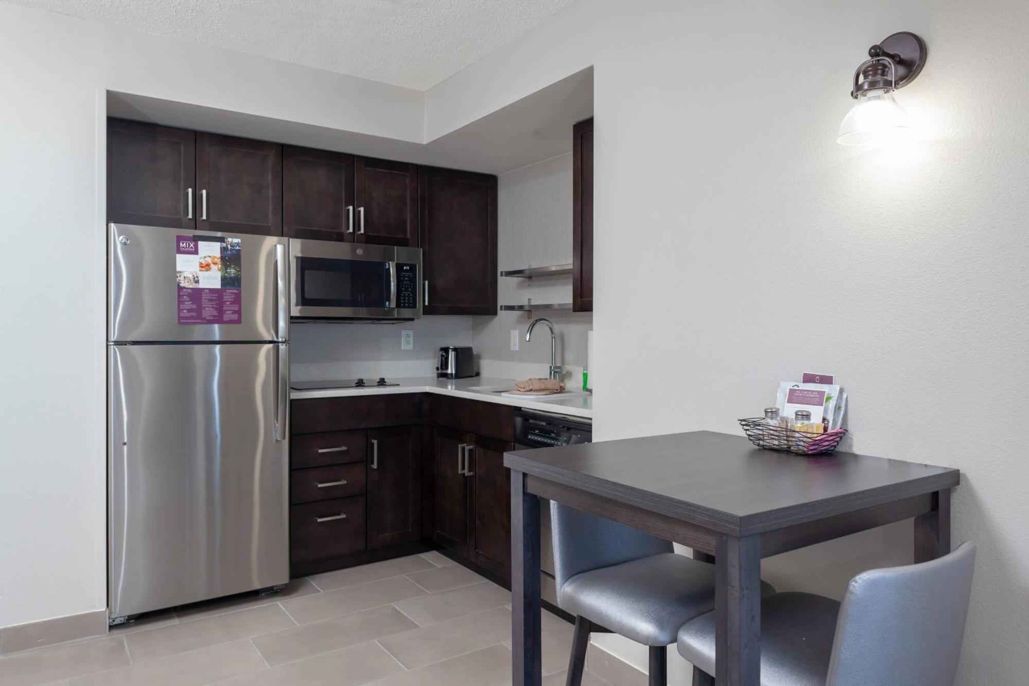 Residence Inn By Marriott Virginia Beach Oceanfront Bagian luar foto