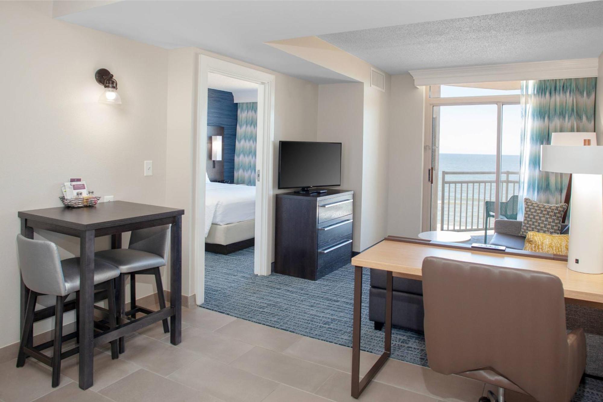 Residence Inn By Marriott Virginia Beach Oceanfront Bagian luar foto